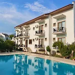 Hotel Cennet 3*