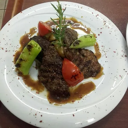 Hotel Cennet 3*