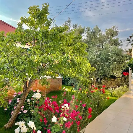 Cennet Hotel