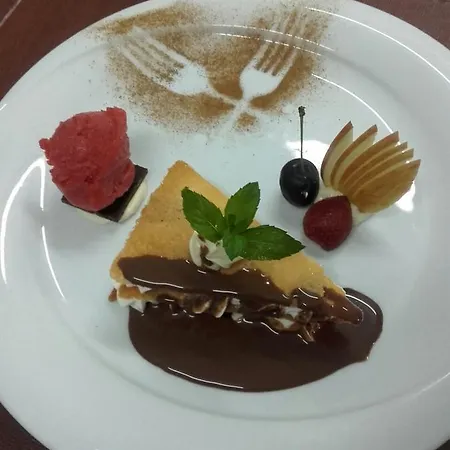 Cennet Hotel 3*