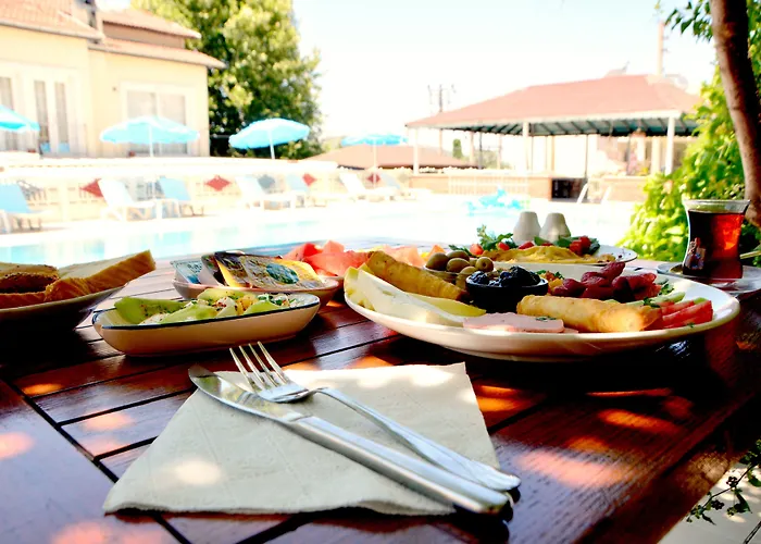 Cennet フェティエ