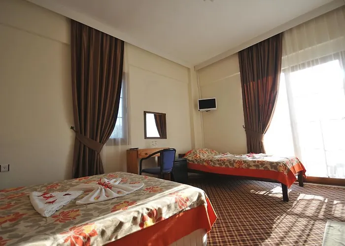 Cennet ホテル フェティエ